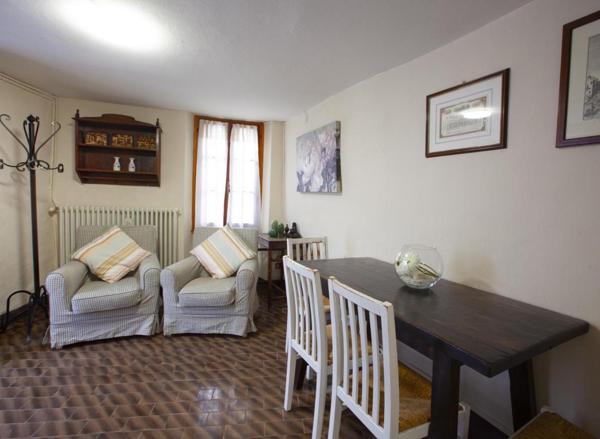 Appartement La Chicca Piccola Casina In Affitto Nel Borgo Antico Di Gaggio Montano Bo Extérieur photo